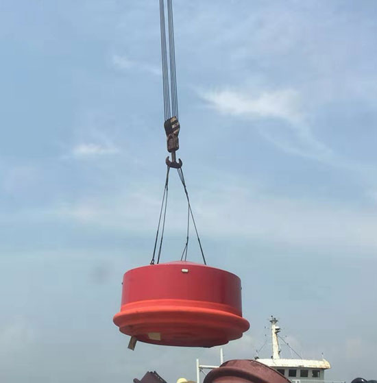 防腐聚脲涂料(圖1) 鋼質浮筒防腐聚脲涂料施工案例