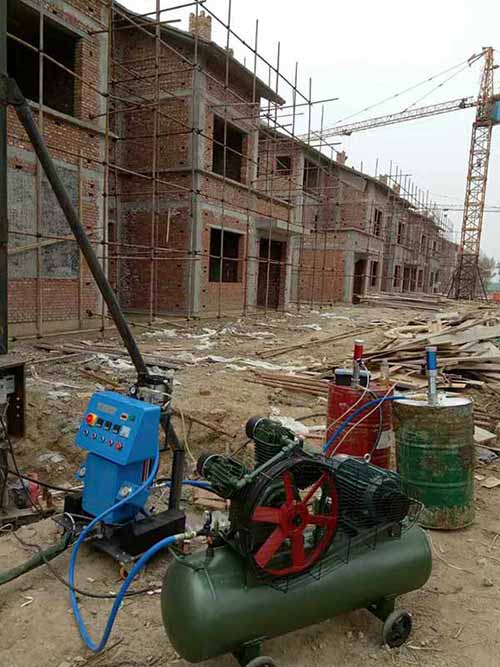 保溫噴涂機(圖1) Q2600樓房聚氨酯保溫噴涂機