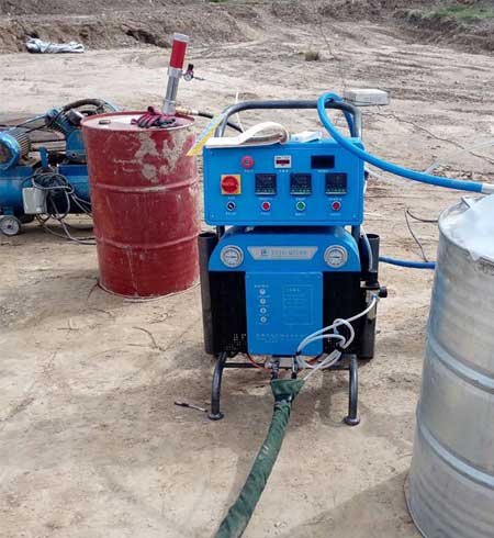 b1級聚氨酯噴涂機(圖1) Q5200b1級聚氨酯噴涂機