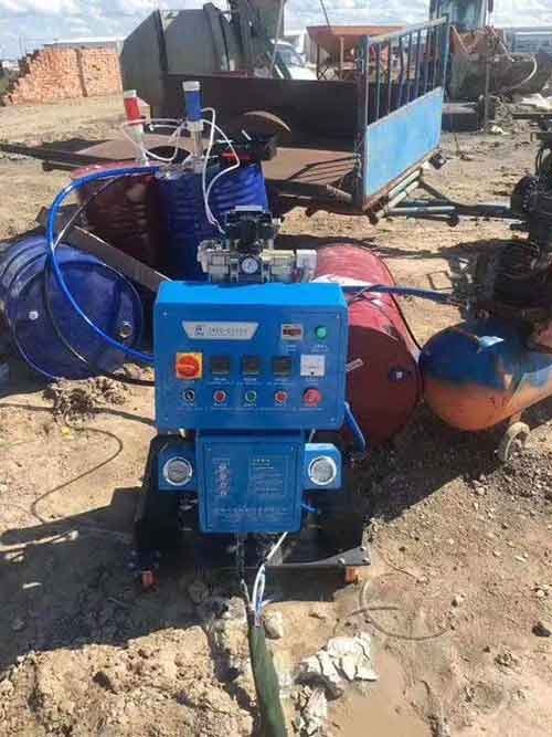 Q2600保溫養殖場聚氨酯噴涂材料案例