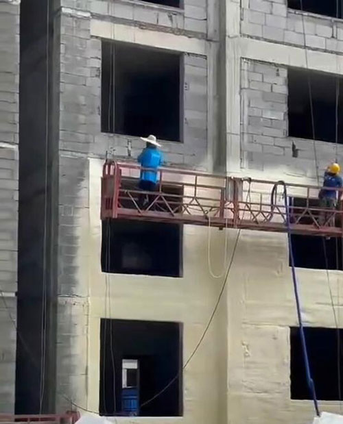 樓房外墻保溫層發(fā)泡聚氨酯噴涂設備(圖3) 樓房外墻保溫層發(fā)泡聚氨酯噴涂案例