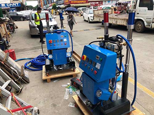 糧倉硬泡聚氨酯噴涂機保溫層(圖2) Q2600硬泡聚氨酯噴涂機